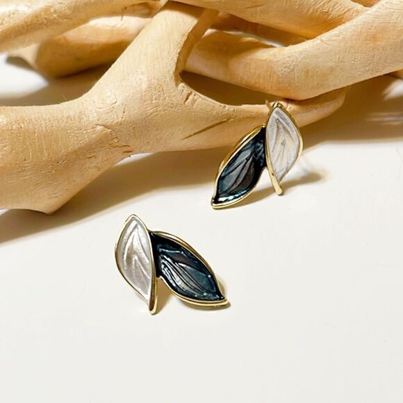 Boho enamel leaf earrings #53 - Picture 1 of 7